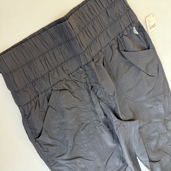 FP Movement Way Home Joggers Black High Rise Smocked Pants women's M - Picture 5 of 12